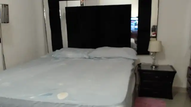 CATRINA-83 stripchat live cam model