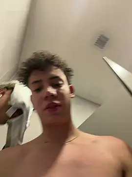 yoursexyjose stripchat live cam model