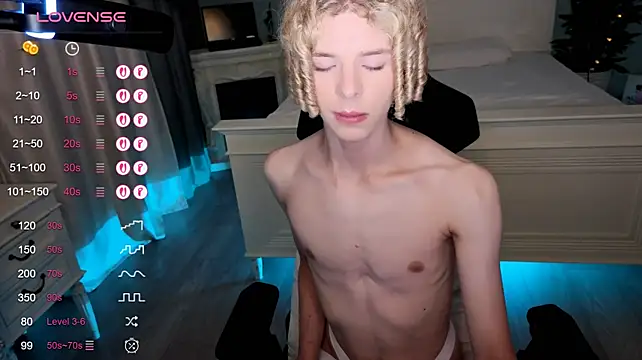 Kudi_Minnt stripchat live cam model