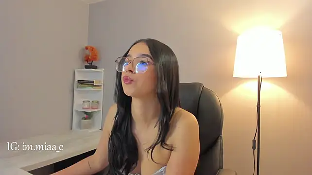 sweet_obsession__ stripchat live cam model