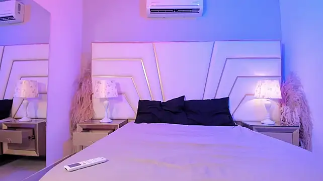 AbbiFerrer stripchat live cam model