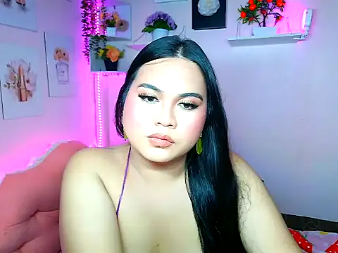 YourThicc_bella stripchat live cam model