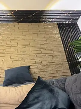 Lander_Cruz stripchat live cam model