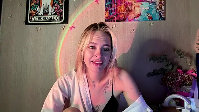 JaneePeressini stripchat live cam model