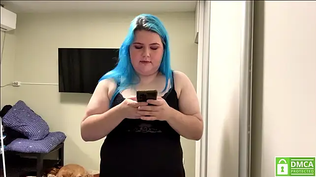 SilentWavee stripchat live cam model