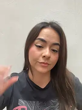 NoaJones_ stripchat live cam model