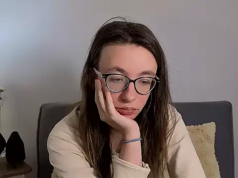 AnnaNatural stripchat live cam model