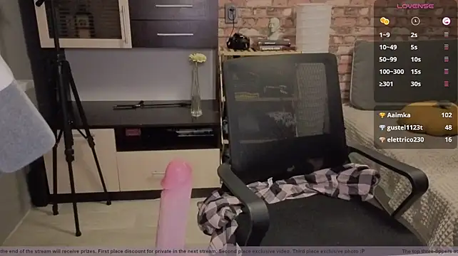 Joan_Ark stripchat live cam model