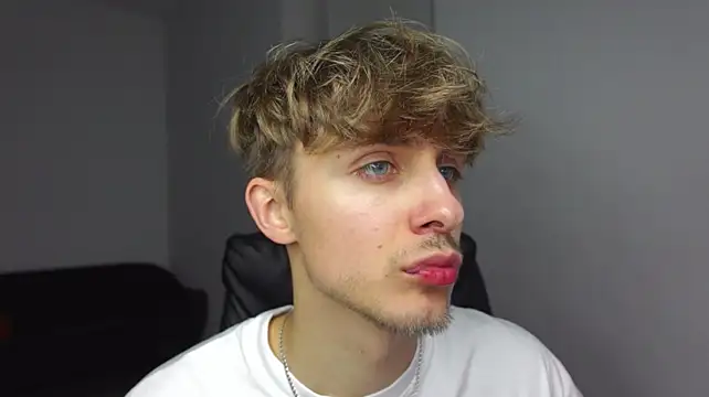 Damien_Dallas stripchat live cam model