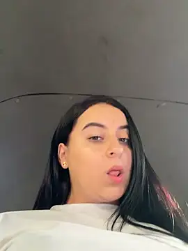brenda_tilly stripchat live cam model