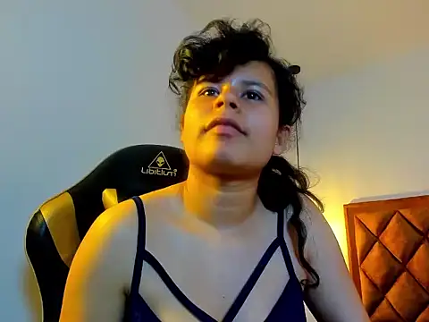 ValeriaHotVS stripchat live cam model