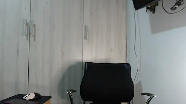 khawit_1 stripchat live cam model