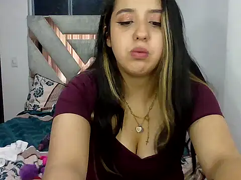 sunnymoon16 stripchat live cam model