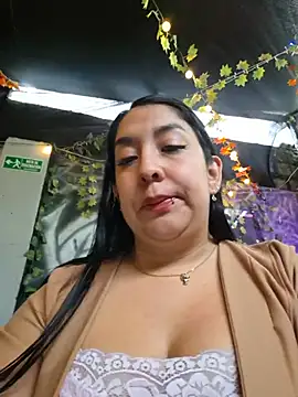 keny__a stripchat live cam model