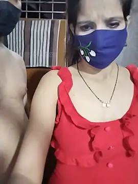 Cute-Adhya stripchat live cam model