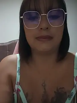 Ivory_Glow stripchat live cam model