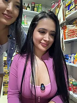 Sara_fun stripchat live cam model