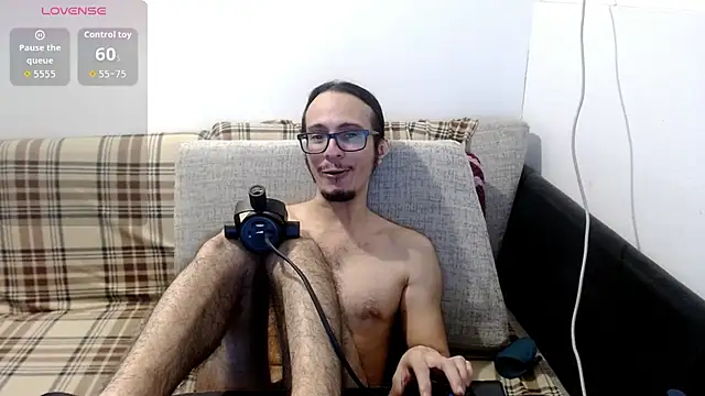 cholitohermoso stripchat live cam model