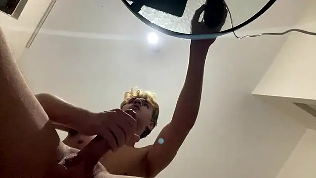 MarvinLur stripchat live cam model
