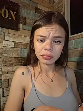 _Isabella-7 stripchat live cam model