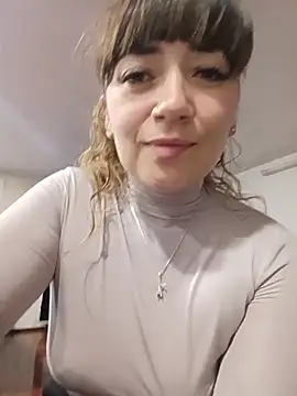 tata_sanz_ stripchat live cam model