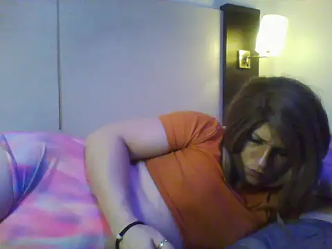cuttiepie2005 stripchat live cam model