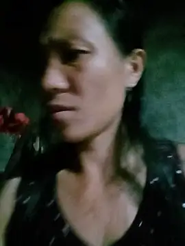 Ozenli- stripchat live cam model
