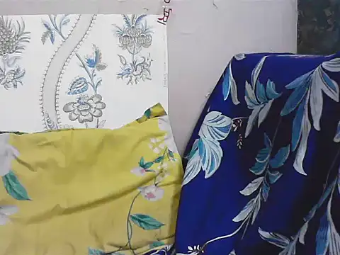 Sweet_ritika143 stripchat live cam model