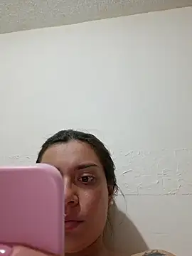 AmaiaSalvatore stripchat live cam model