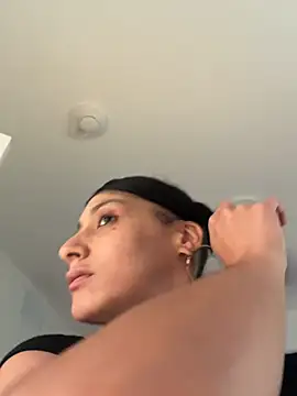 FerrariFrench stripchat live cam model