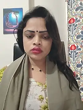 Pinky-2 stripchat live cam model