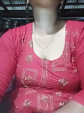 Sexy-mow-08-L stripchat live cam model