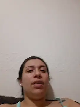 AmaiaSalvatore stripchat live cam model