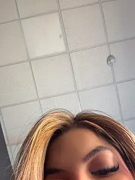 AngelBlushXXX stripchat live cam model