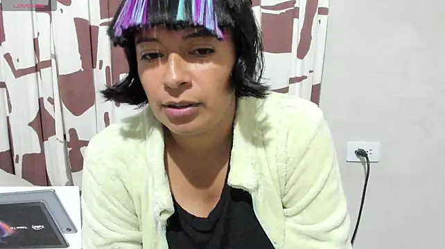 Acelinrose stripchat live cam model