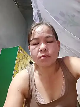 emgaihoixuan stripchat live cam model