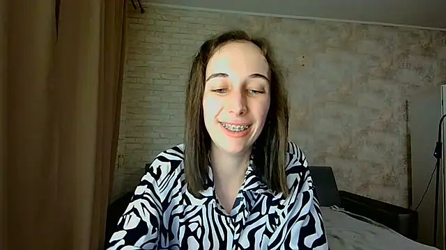 Anika_bloom stripchat live cam model