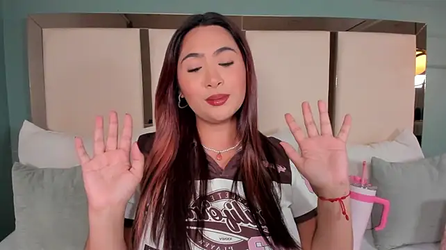 megan_jooness stripchat live cam model
