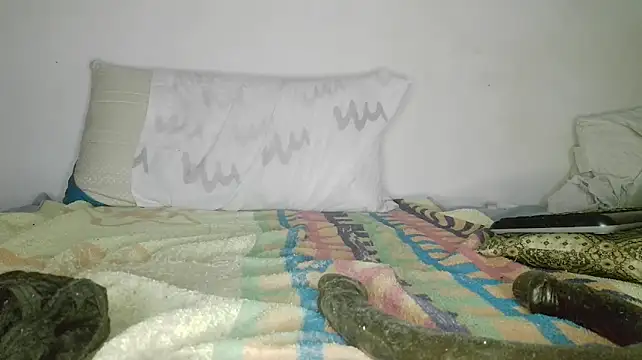 canarito18 stripchat live cam model