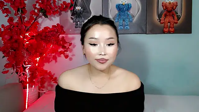 ichiben stripchat live cam model