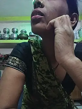 Sarita_bhabi stripchat live cam model