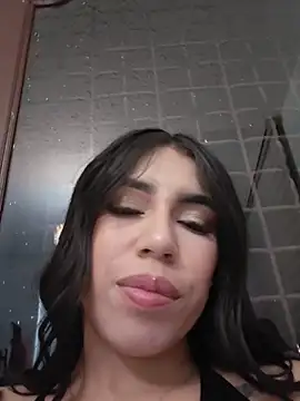 Haileycabrera stripchat live cam model