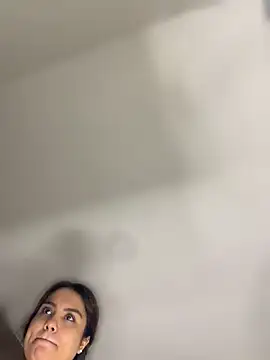 valeria2019hot stripchat live cam model