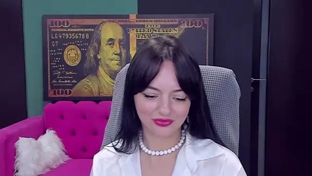 BellaRowan stripchat live cam model
