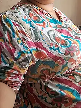Ravina_patil1 stripchat live cam model