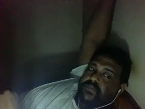 elpoop7305 stripchat live cam model