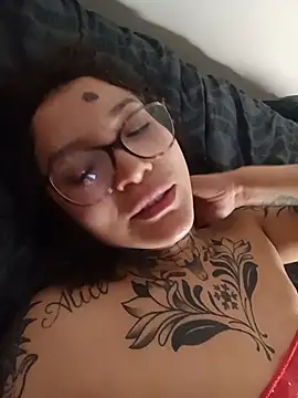 KleidX stripchat live cam model