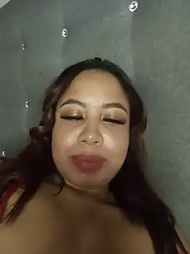 MelanyGomez stripchat live cam model