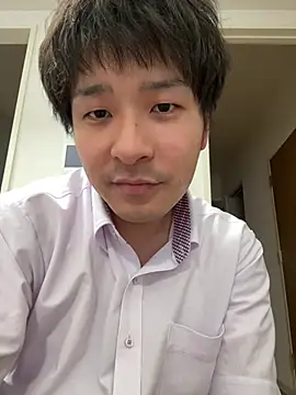 yuuki8910 stripchat live cam model