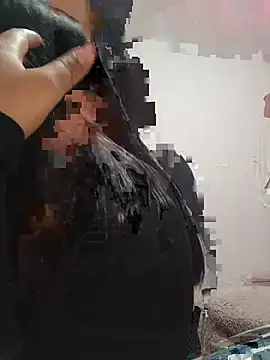 SerenaDupont_ stripchat live cam model